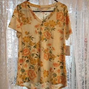 Lularoe shirt❤️ BOGO